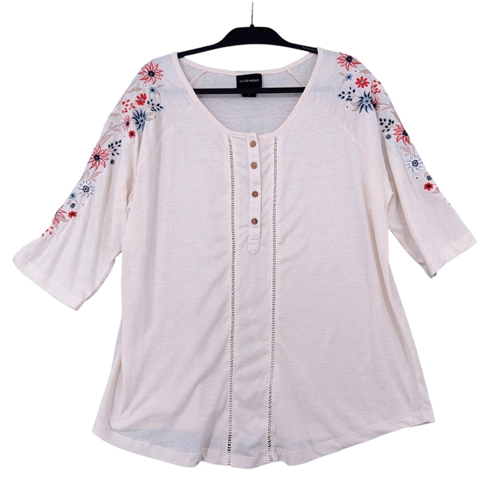 Liv Los Angeles‎ Women Cream Floral Embroidered Henley Top 3/4 Sleeve Plus 2X